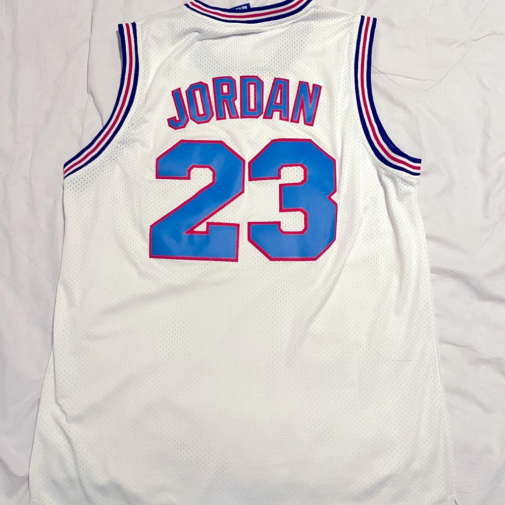 Michael Jordan Tune Squad jersey champion NBA Space Jam Size L